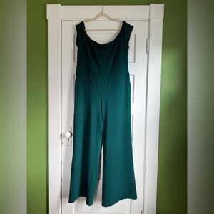 Express Emerald Green Jumpsuit with Wide-Leg Design